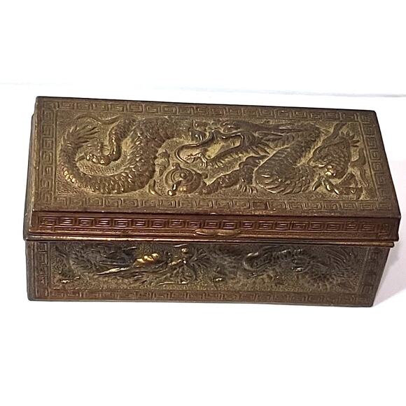 ANTIQUE JAPANESE Dragon Repousse METAL STAMPS BOX JAPAN POSTAGE DESKTOP - Picture 1 of 13